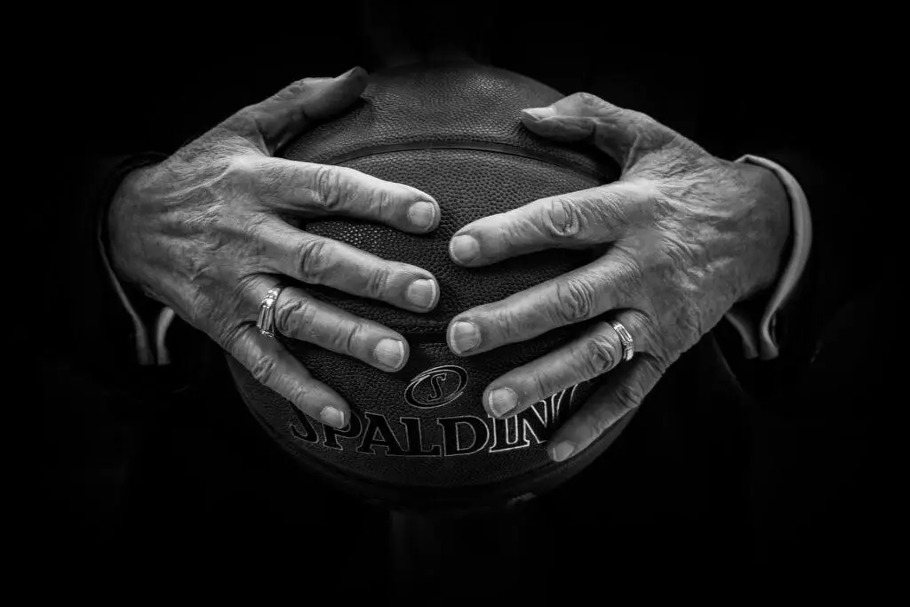 basketball Old hands
